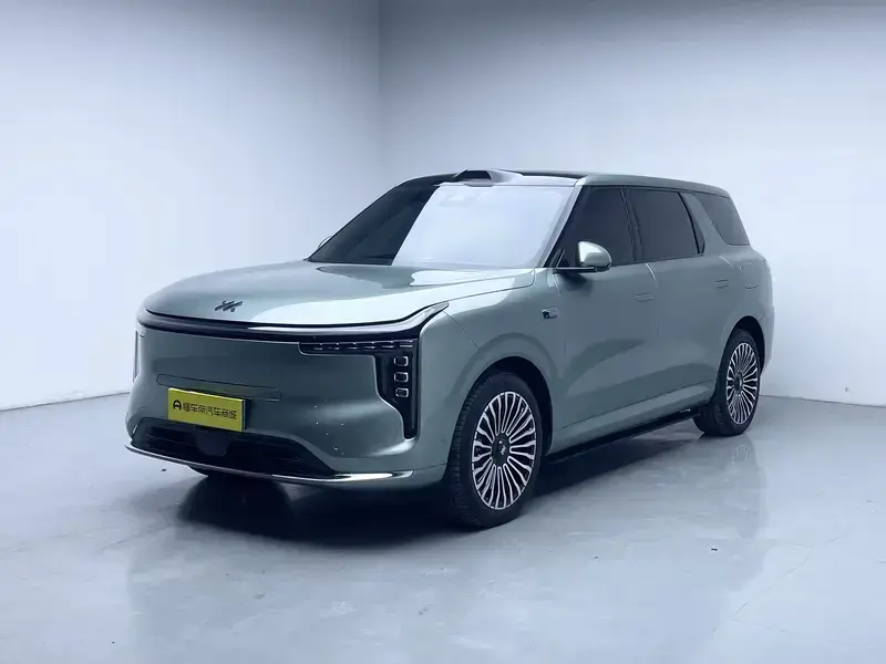 2026 IM Motors (Zhiji) LS8 с пробегом 8 300 км