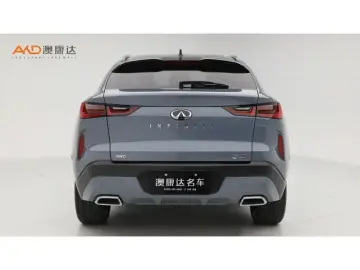 2022 Infiniti QX55 с пробегом 5 000 км