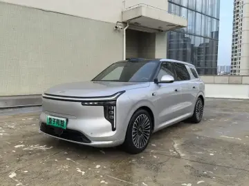IM Motors (Zhiji) LS8