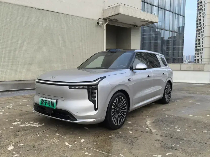 2026 IM Motors (Zhiji) LS8 с пробегом 8 000 км