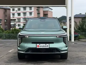 2026 IM Motors (Zhiji) LS8 с пробегом 6 000 км