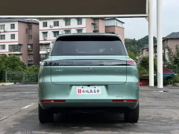 2026 IM Motors (Zhiji) LS8 с пробегом 6 000 км