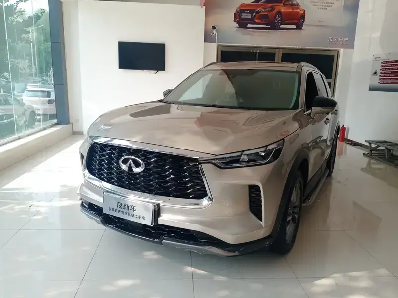 2024 Infiniti QX60 с пробегом 18 600 км