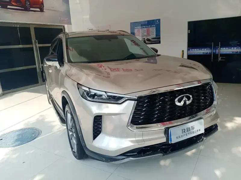 2024 Infiniti QX60 с пробегом 18 600 км