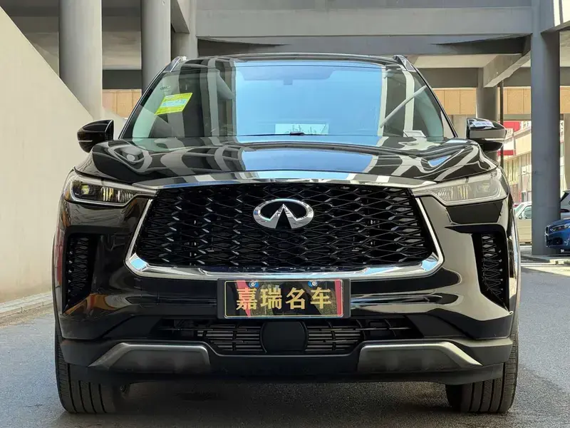 2024 Infiniti QX60 с пробегом 200 км
