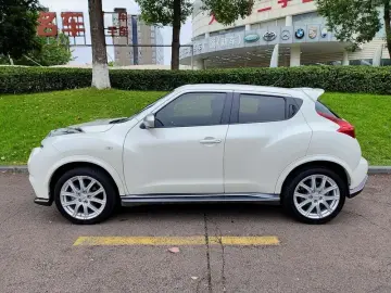 2014 Infiniti ESQ с пробегом 105 000 км
