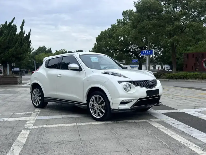 2014 Infiniti ESQ с пробегом 98 000 км