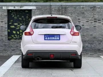 2014 Infiniti ESQ с пробегом 70 000 км