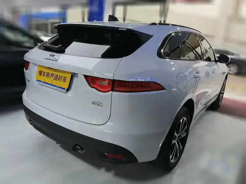 2020 Jaguar F-Pace с пробегом 131 000 км
