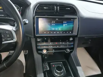 2020 Jaguar F-Pace с пробегом 131 000 км