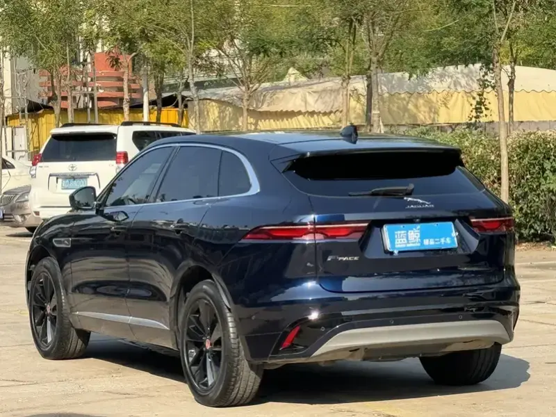 2021 Jaguar F-Pace с пробегом 30 000 км