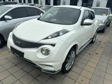2016 Infiniti ESQ с пробегом 64 000 км
