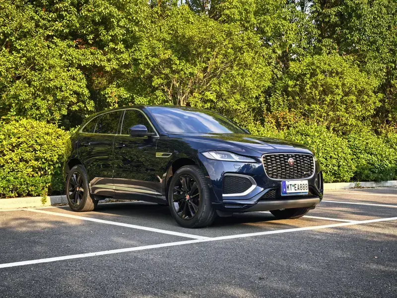 2021 Jaguar F-Pace с пробегом 74 000 км