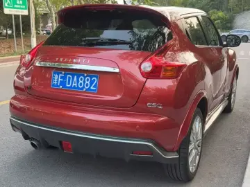 2014 Infiniti ESQ с пробегом 48 400 км