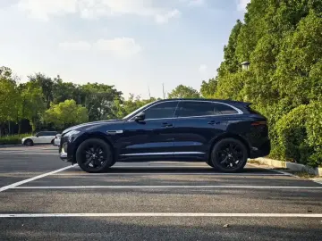 2021 Jaguar F-Pace с пробегом 74 000 км