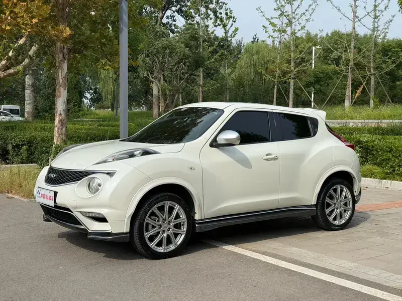 2014 Infiniti ESQ с пробегом 81 000 км