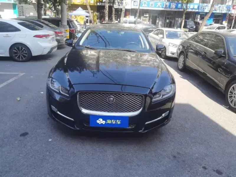 2016 Jaguar XJ с пробегом 83 000 км