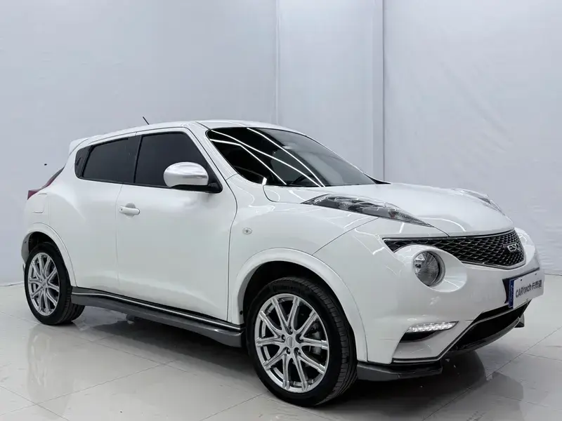 2014 Infiniti ESQ с пробегом 57 000 км