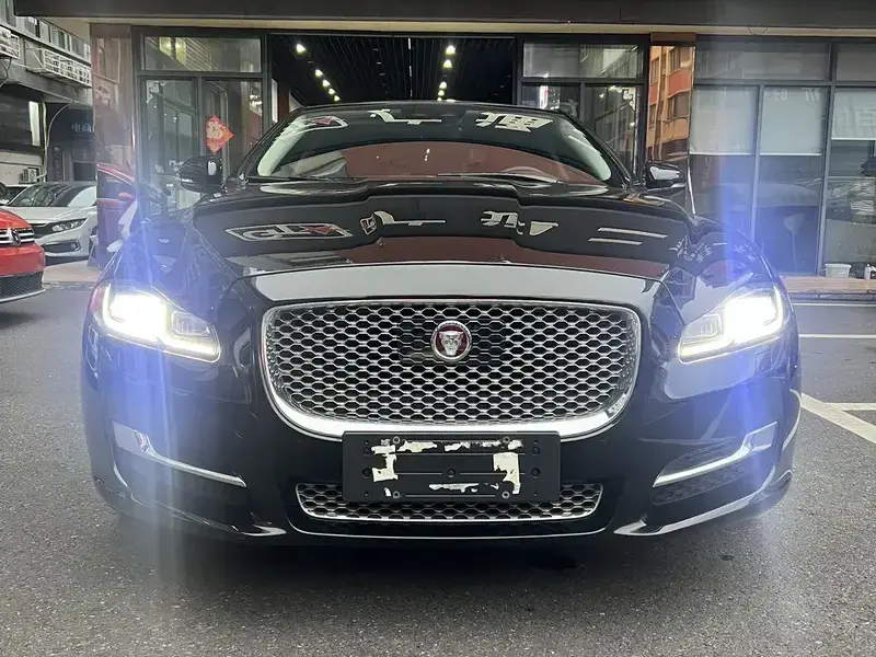 2018 Jaguar XJ с пробегом 120 000 км