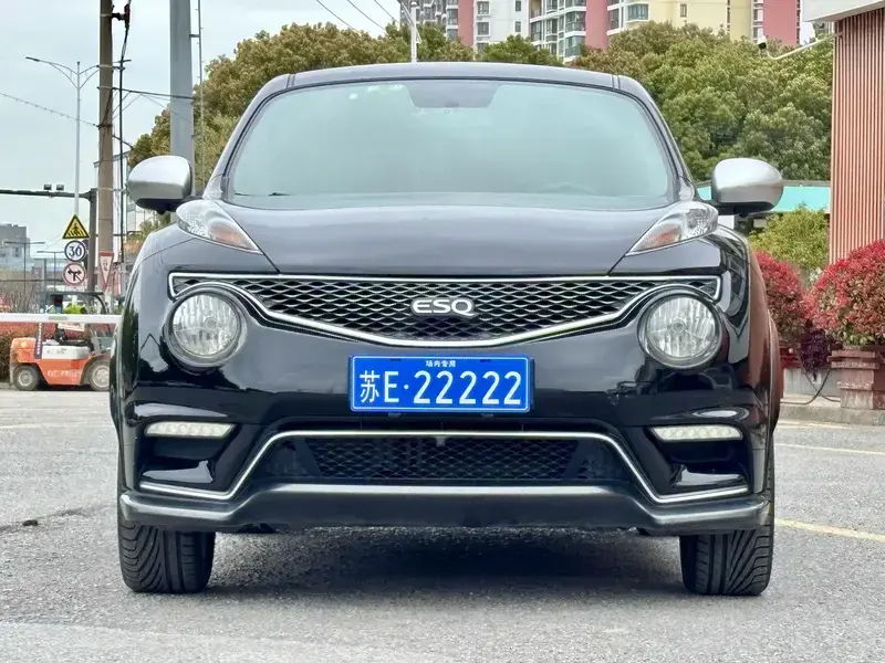 2014 Infiniti ESQ с пробегом 112 000 км