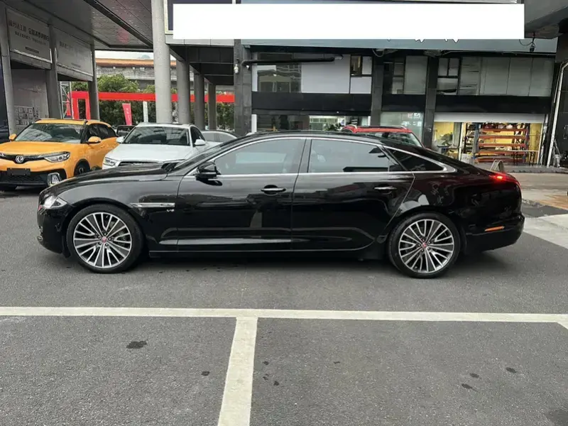 2018 Jaguar XJ с пробегом 120 000 км