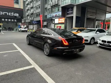 2018 Jaguar XJ с пробегом 120 000 км