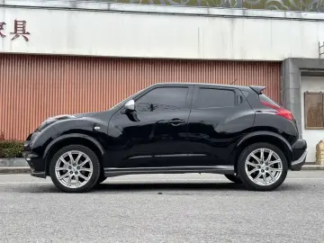 2014 Infiniti ESQ с пробегом 112 000 км