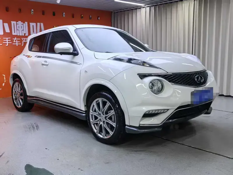 2014 Infiniti ESQ с пробегом 50 000 км