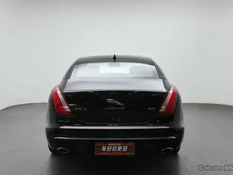 2016 Jaguar XJ с пробегом 135 900 км