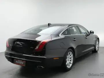 2016 Jaguar XJ с пробегом 135 900 км