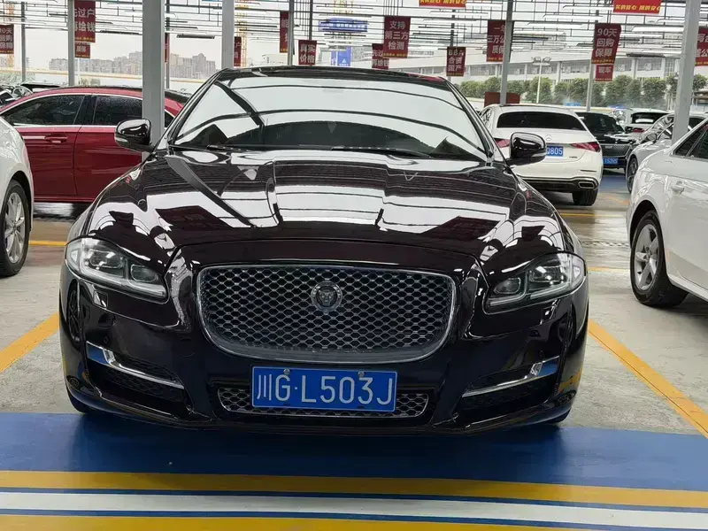 2016 Jaguar XJ с пробегом 98 000 км
