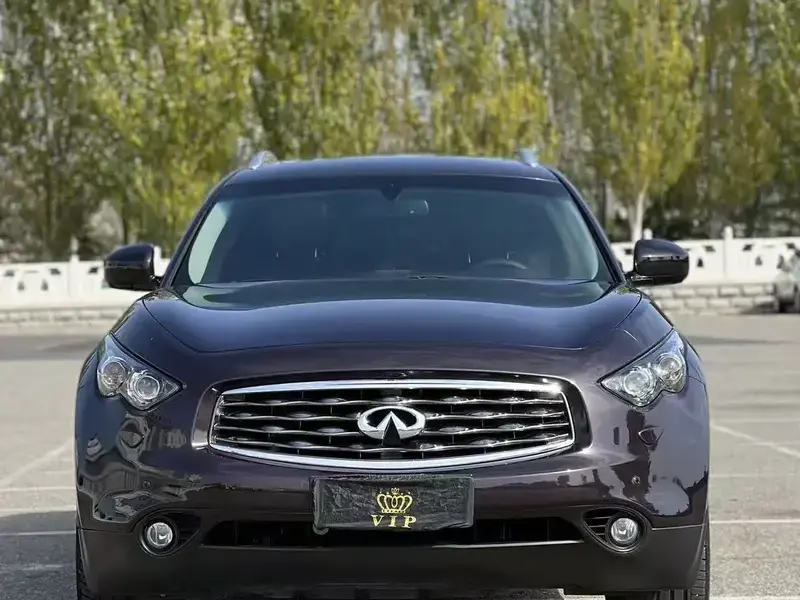 2011 Infiniti FX с пробегом 130 000 км