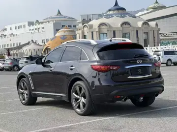 2011 Infiniti FX с пробегом 130 000 км