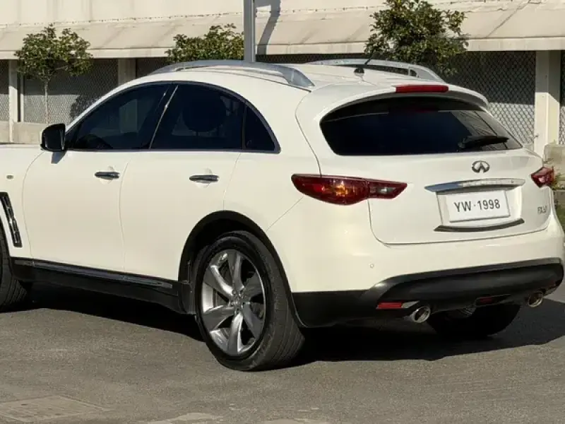 2013 Infiniti FX с пробегом 125 500 км