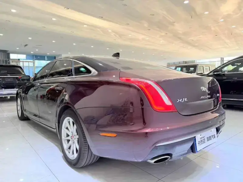 2016 Jaguar XJ с пробегом 134 000 км