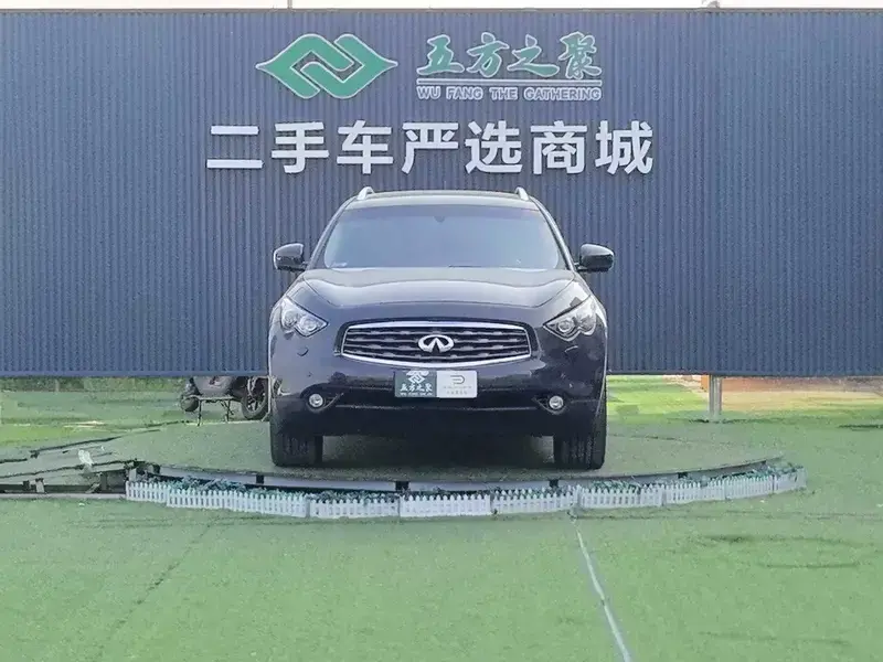 2011 Infiniti FX с пробегом 130 000 км