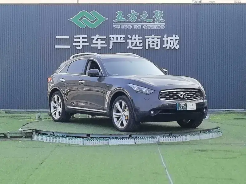 2011 Infiniti FX с пробегом 130 000 км