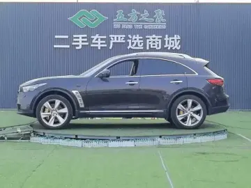 2011 Infiniti FX с пробегом 130 000 км