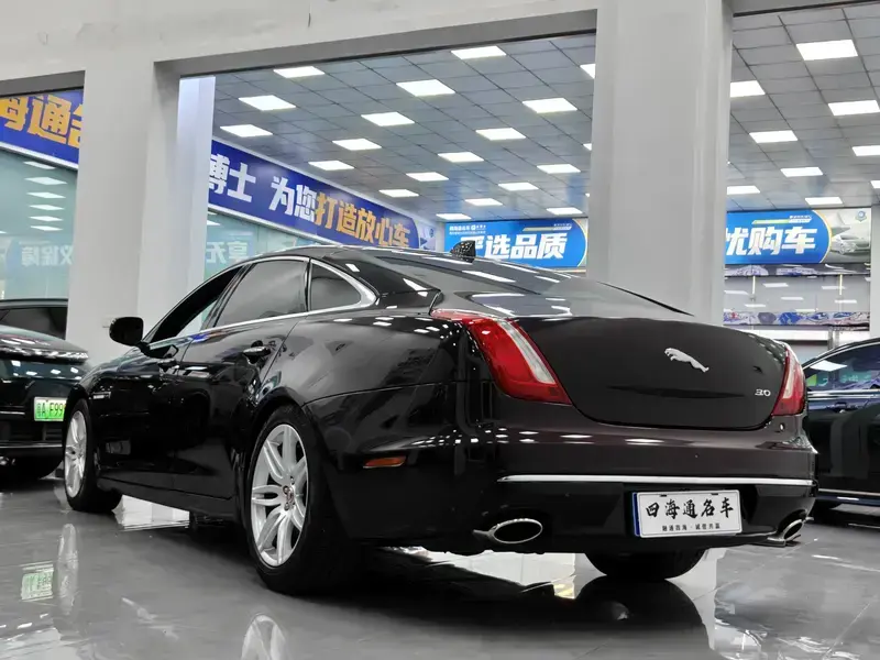 2018 Jaguar XJ с пробегом 84 000 км