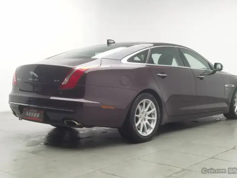 2016 Jaguar XJ с пробегом 93 500 км