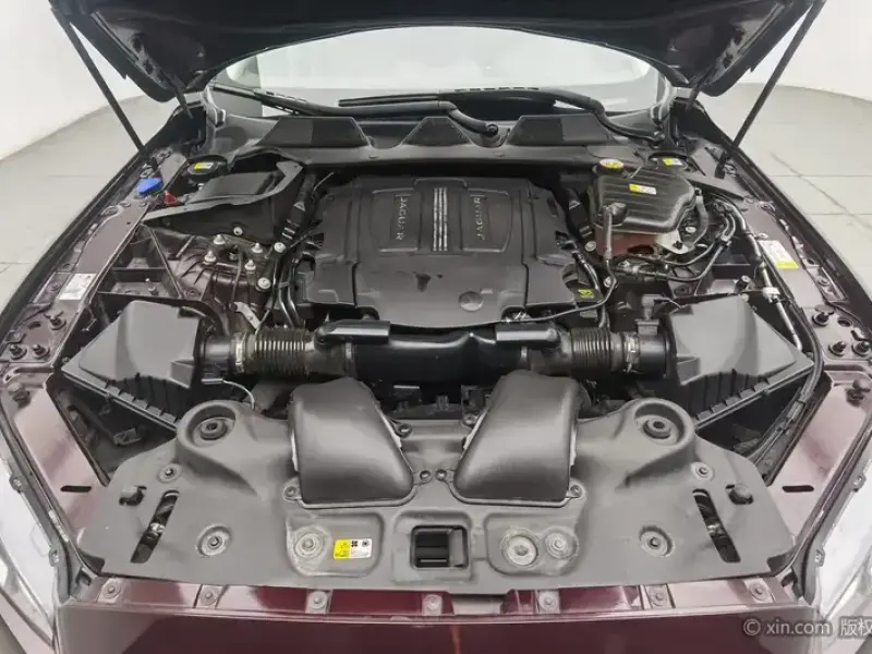 2016 Jaguar XJ с пробегом 93 500 км