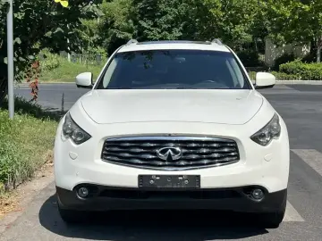 2011 Infiniti FX с пробегом 148 000 км