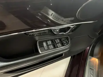 2016 Jaguar XJ с пробегом 95 000 км