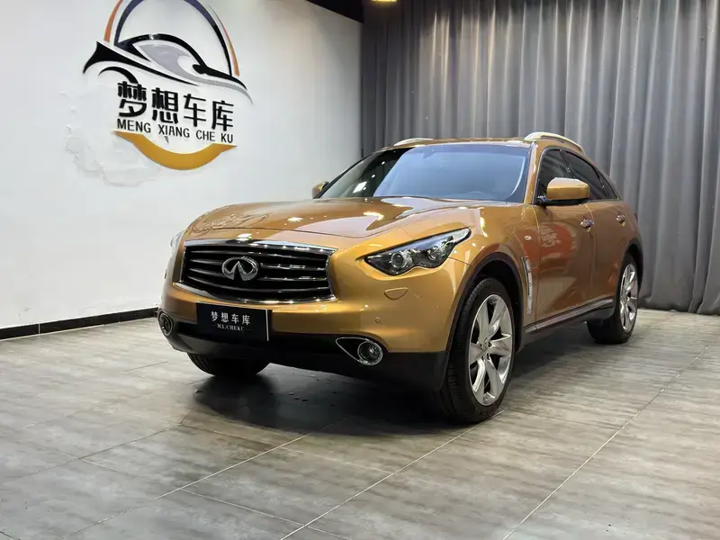 2013 Infiniti FX с пробегом 62 000 км