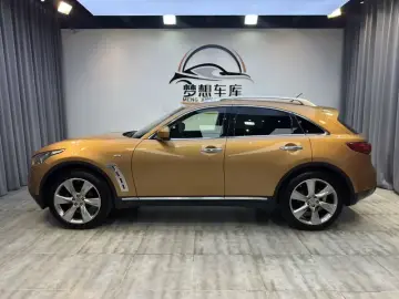 2013 Infiniti FX с пробегом 62 000 км