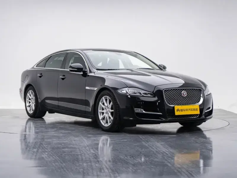 2016 Jaguar XJ с пробегом 109 100 км