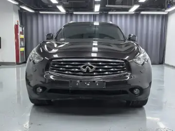 2011 Infiniti FX с пробегом 132 000 км