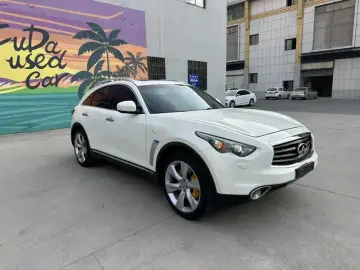 2013 Infiniti FX с пробегом 180 000 км