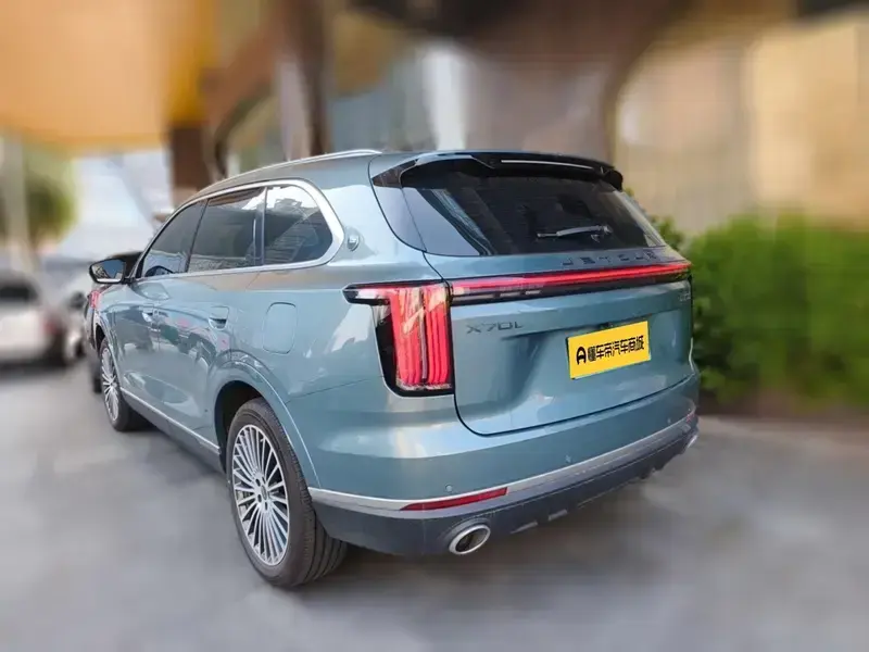 2026 JETOUR X70L с пробегом 7 200 км