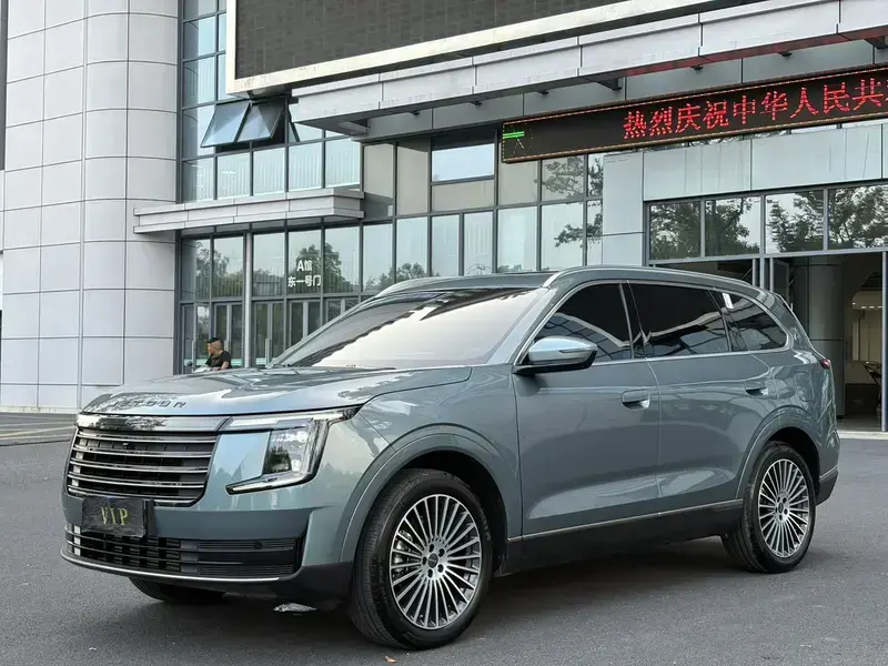 2026 JETOUR X70L с пробегом 11 000 км